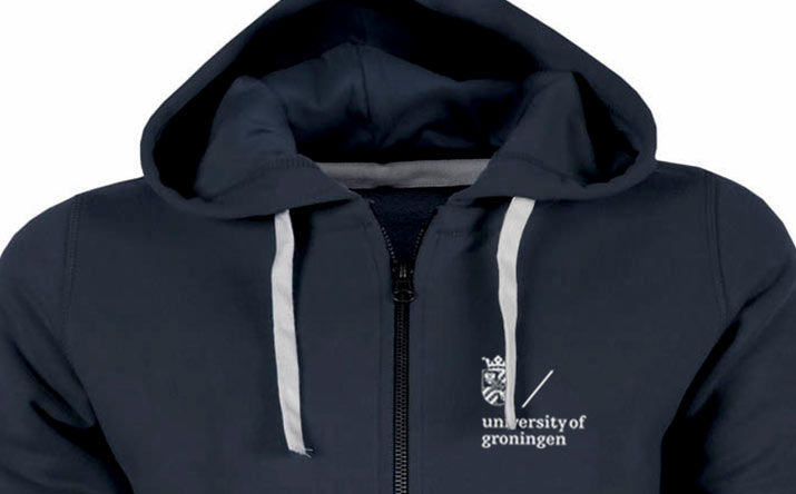 university-groningen-ishop-hooded-sweaterblack-zwart-hoodie-universiteit-groningen-rug-2
